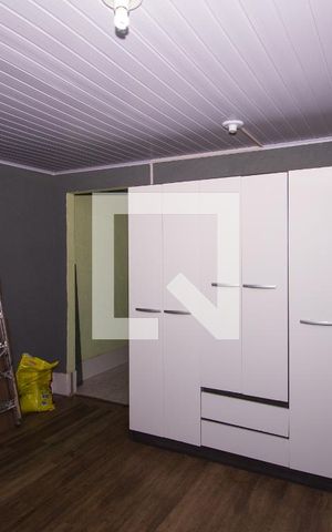 Casa à venda com 270m², 3 quartos e 3 vagas Casa à venda com 270m², 3 quartos e 3 vagasQuarto de Serviço