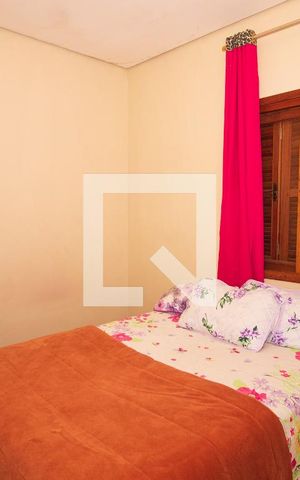 Casa à venda com 270m², 3 quartos e 3 vagas Casa à venda com 270m², 3 quartos e 3 vagasQuarto 1