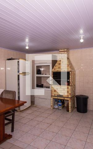 Casa à venda com 270m², 3 quartos e 3 vagas Casa à venda com 270m², 3 quartos e 3 vagasEspaço Gourmet