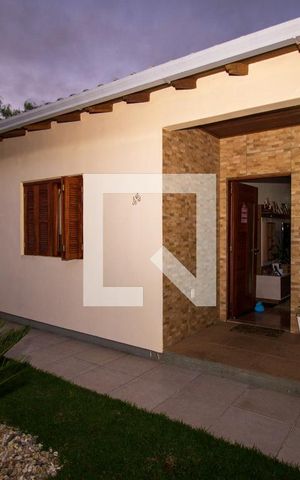 Casa à venda com 270m², 3 quartos e 3 vagas Casa à venda com 270m², 3 quartos e 3 vagasÁrea Externa