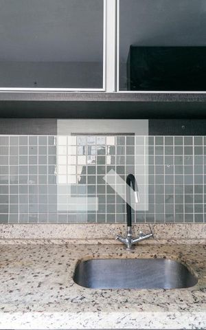 Apartamento à venda com 45m², 2 quartos e 1 vaga Apartamento à venda com 45m², 2 quartos e 1 vagaCozinha