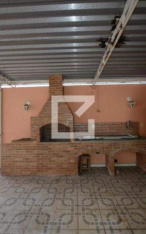 Casa à venda com 100m², 3 quartos e 1 vagaÁrea comum - Churrasqueira