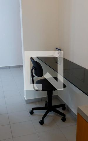 Apartamento à venda com 46m², 2 quartos e 1 vaga Apartamento à venda com 46m², 2 quartos e 1 vagaEscritório