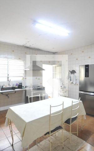 Casa à venda com 200m², 3 quartos e 2 vagasCozinha