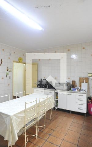 Casa à venda com 200m², 3 quartos e 2 vagasCozinha