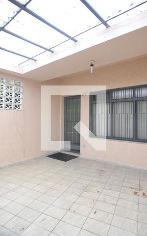 Casa à venda com 200m², 3 quartos e 2 vagasGaragem