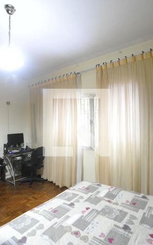 Casa à venda com 200m², 3 quartos e 2 vagasQuarto 1