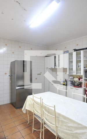Casa à venda com 200m², 3 quartos e 2 vagasCozinha