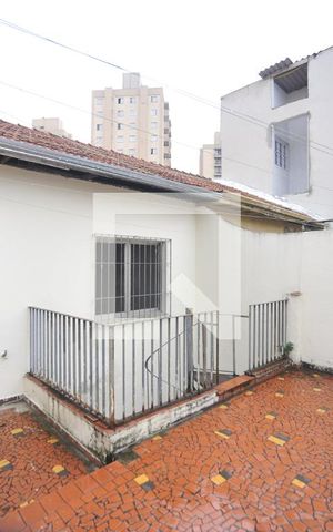 Casa à venda com 200m², 3 quartos e 2 vagasTerraço
