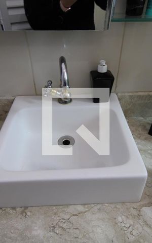 Apartamento à venda com 135m², 3 quartos e sem vagaBanheiro do Quarto 1 (suíte)