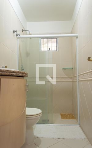 Casa à venda com 370m², 4 quartos e 2 vagas