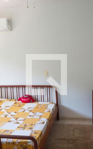 Casa à venda com 370m², 4 quartos e 2 vagas