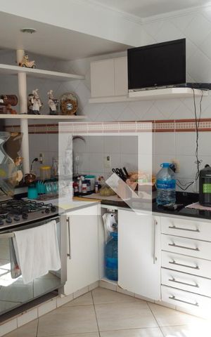 Casa à venda com 370m², 4 quartos e 2 vagas