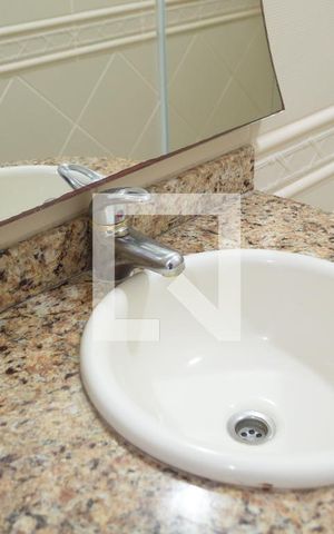 Casa à venda com 370m², 4 quartos e 2 vagas