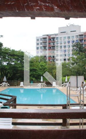 Apartamento para alugar com 85m², 3 quartos e 1 vagaÁrea comum - Piscina
