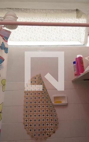 Apartamento para alugar com 41m², 1 quarto e sem vaga Apartamento para alugar com 41m², 1 quarto e sem vagaBanheiro
