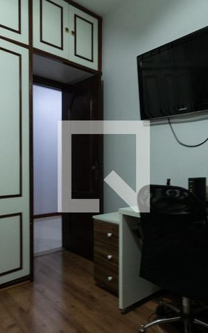 Casa de condomínio à venda com 200m², 4 quartos e 3 vagasQuarto 1