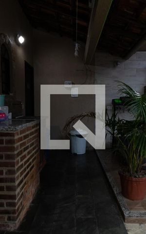 Casa de condomínio à venda com 200m², 4 quartos e 3 vagasÁrea de Serviço