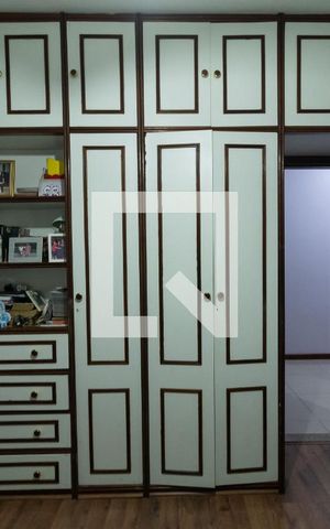 Casa de condomínio à venda com 200m², 4 quartos e 3 vagasQuarto 1