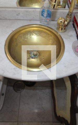 Apartamento à venda com 240m², 3 quartos e 4 vagasLavabo
