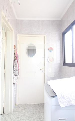 Apartamento à venda com 240m², 3 quartos e 4 vagasÁrea serviço