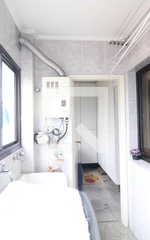 Apartamento à venda com 240m², 3 quartos e 4 vagasÁrea serviço