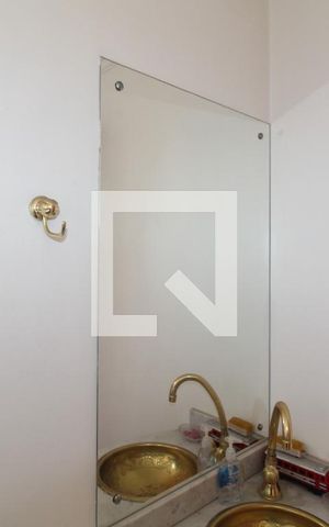 Apartamento à venda com 240m², 3 quartos e 4 vagasLavabo