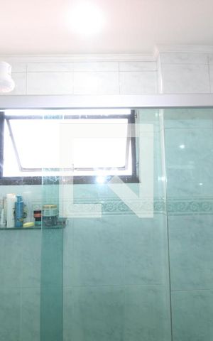Apartamento à venda com 240m², 3 quartos e 4 vagasBanheiro suite 2