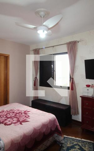 Apartamento à venda com 240m², 3 quartos e 4 vagasQuarto 1 suite