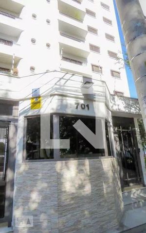 Apartamento à venda com 120m², 3 quartos e 2 vagas Apartamento à venda com 120m², 3 quartos e 2 vagasFachada
