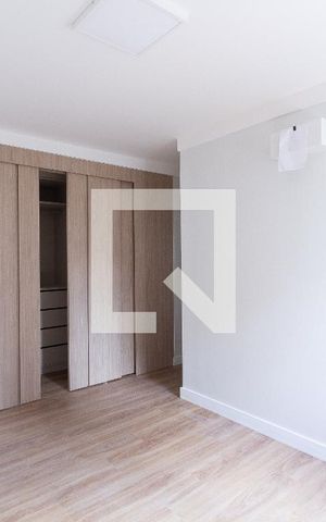 Apartamento à venda com 120m², 3 quartos e 2 vagas Apartamento à venda com 120m², 3 quartos e 2 vagasSuíte