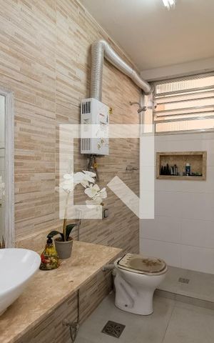 Apartamento à venda com 95m², 3 quartos e sem vaga Apartamento à venda com 95m², 3 quartos e sem vagaBanheiro 1