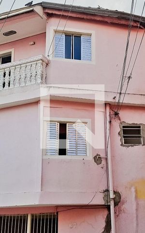 Casa para alugar com 20m², 1 quarto e sem vaga Casa para alugar com 20m², 1 quarto e sem vagaFachada