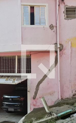 Casa para alugar com 20m², 1 quarto e sem vaga Casa para alugar com 20m², 1 quarto e sem vagaFachada