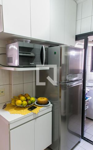 Apartamento à venda com 68m², 3 quartos e 2 vagas Apartamento à venda com 68m², 3 quartos e 2 vagasCozinha
