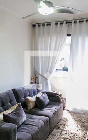Apartamento à venda com 68m², 3 quartos e 2 vagas Apartamento à venda com 68m², 3 quartos e 2 vagasSala