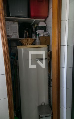 Apartamento à venda com 68m², 3 quartos e 2 vagas Apartamento à venda com 68m², 3 quartos e 2 vagasÁrea de Serviço
