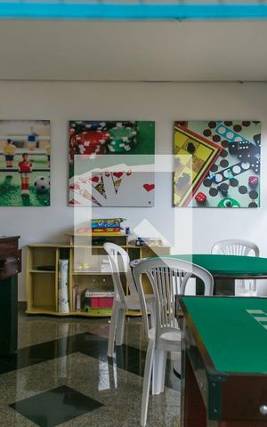 Apartamento à venda com 68m², 3 quartos e 2 vagas Apartamento à venda com 68m², 3 quartos e 2 vagasSala de Jogos