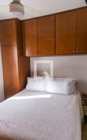 Apartamento à venda com 68m², 3 quartos e 2 vagas Apartamento à venda com 68m², 3 quartos e 2 vagasSuíte