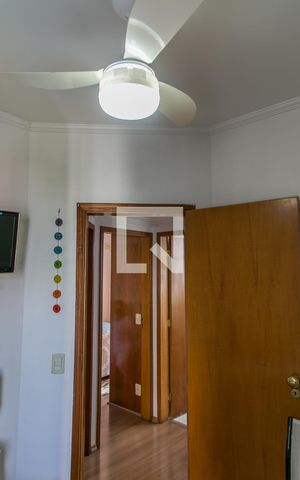 Apartamento à venda com 68m², 3 quartos e 2 vagas Apartamento à venda com 68m², 3 quartos e 2 vagasQuarto 1