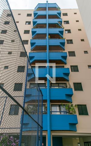 Apartamento à venda com 68m², 3 quartos e 2 vagas Apartamento à venda com 68m², 3 quartos e 2 vagasFachada
