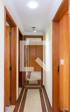 Apartamento à venda com 90m², 3 quartos e 2 vagas Apartamento à venda com 90m², 3 quartos e 2 vagasCorredor dos Quartos