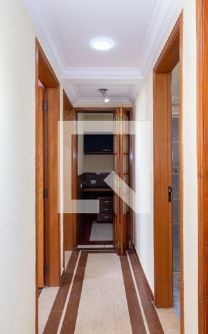 Apartamento à venda com 90m², 3 quartos e 2 vagas Apartamento à venda com 90m², 3 quartos e 2 vagasCorredor dos Quartos