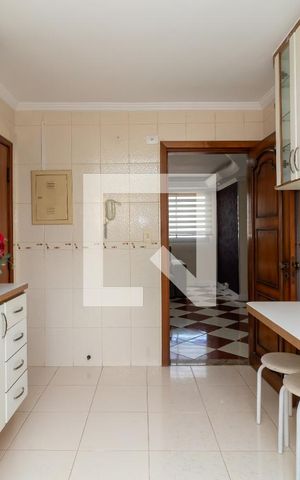 Apartamento à venda com 90m², 3 quartos e 2 vagas Apartamento à venda com 90m², 3 quartos e 2 vagasCozinha