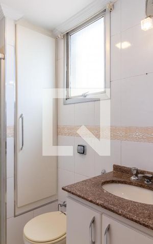 Apartamento à venda com 90m², 3 quartos e 2 vagas Apartamento à venda com 90m², 3 quartos e 2 vagasBanheiro da Suíte