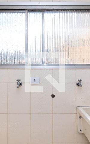 Apartamento à venda com 90m², 3 quartos e 2 vagas Apartamento à venda com 90m², 3 quartos e 2 vagasÁrea de Serviço