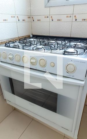 Apartamento à venda com 90m², 3 quartos e 2 vagas Apartamento à venda com 90m², 3 quartos e 2 vagasCozinha