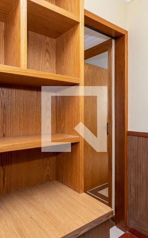 Apartamento à venda com 90m², 3 quartos e 2 vagas Apartamento à venda com 90m², 3 quartos e 2 vagasEscritório
