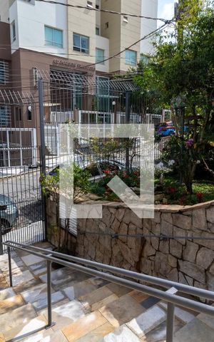 Apartamento à venda com 90m², 3 quartos e 2 vagas Apartamento à venda com 90m², 3 quartos e 2 vagasEntrada