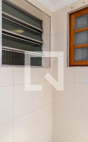 Apartamento à venda com 90m², 3 quartos e 2 vagas Apartamento à venda com 90m², 3 quartos e 2 vagasÁrea de Serviço